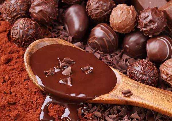 Cioccolato industriale della colatrice del cioccolato Jzj30 che si fonde temperando macchina 6