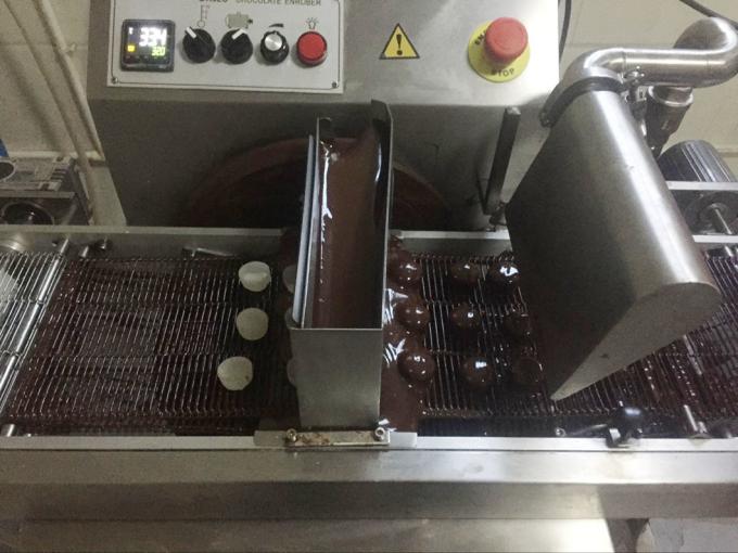 Macchina coperta di cioccolato della macchina dell'abbigliatore del cioccolato di acciaio inossidabile 3