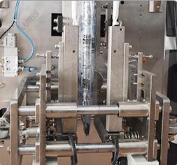 Granello automatico che pesa i fagioli della macchina imballatrice del cioccolato che sigillano macchina 3