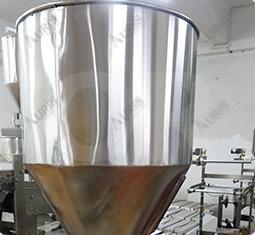 Granello automatico che pesa i fagioli della macchina imballatrice del cioccolato che sigillano macchina 5