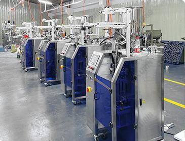 Granello automatico che pesa i fagioli della macchina imballatrice del cioccolato che sigillano macchina 7