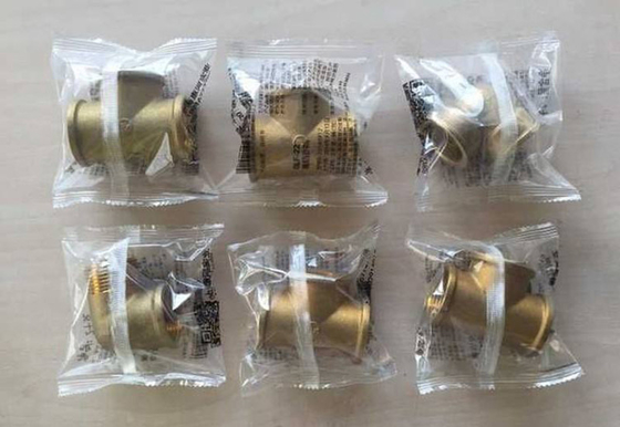 Borsa automatica della macchina imballatrice 230 del dolce di cioccolato del cuscino/velocità di min