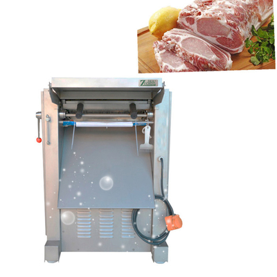 0,75 chilowatt della carne della pelle Chopper Pork Skin Peeling Machine della tagliatrice