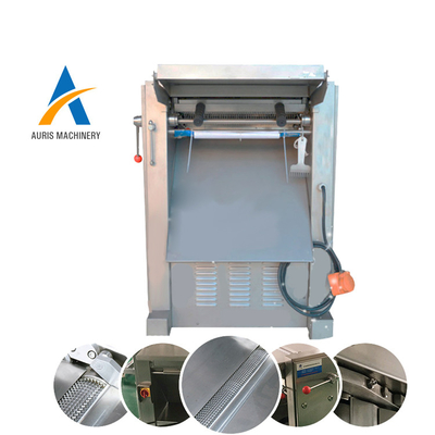 0,75 chilowatt della carne della pelle Chopper Pork Skin Peeling Machine della tagliatrice