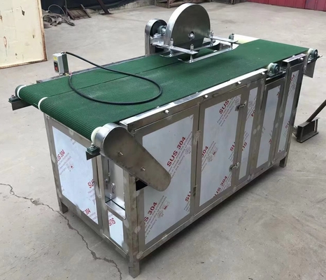La fabbricazione elettrica della salsiccia lavora la linea a macchina di produzione inossidabile della salsiccia 304 500kg/H macchinario