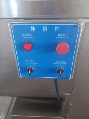 Linea di produzione industriale della salsiccia della macchina 304ss del miscelatore della carne macchinario
