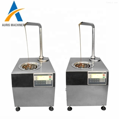 macchina di vendita calda del merlo acquaiolo di fabbricazione di cioccolato del piccolo del cioccolato di temperatura nero automatico completo del regolatore per i negozi del dessert