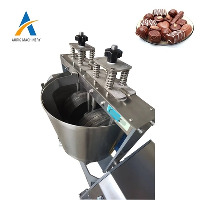 Macchina di Melanger del cioccolato della macchina di fabbricazione di cioccolato della macchina del raffinatore del cioccolato MT30/MT60