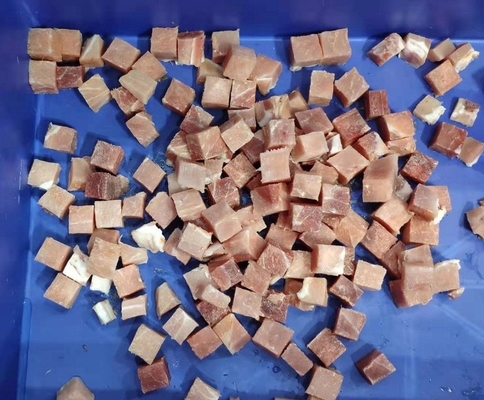 La lavorazione della carne dell'affettatrice della carne di maiale lavora la macchina a macchina della sminuzzatrice della carne di acciaio inossidabile 5.5kw 304
