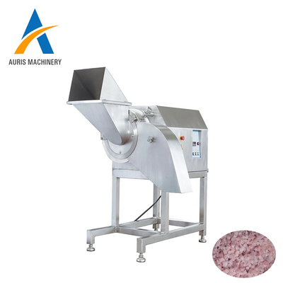 La lavorazione della carne congelata lavora la tagliatrice a macchina di taglio a cubetti del cubo della carne