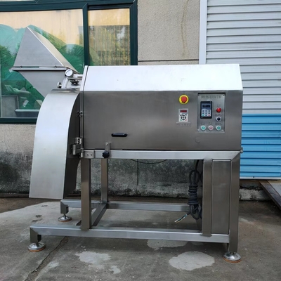 la lavorazione della carne 3000kg/H lavora la tagliatrice a macchina elettrica dell'affettatrice della carne del petto di pollo